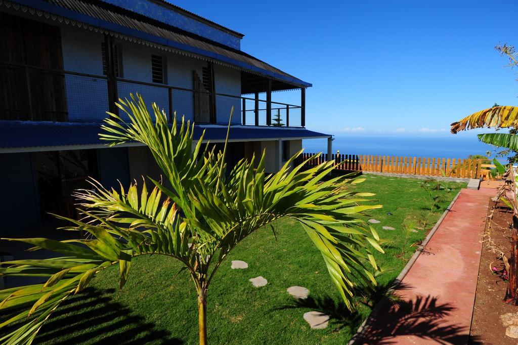 Leu Bleu Austral Hotell Saint-Leu Exteriör bild